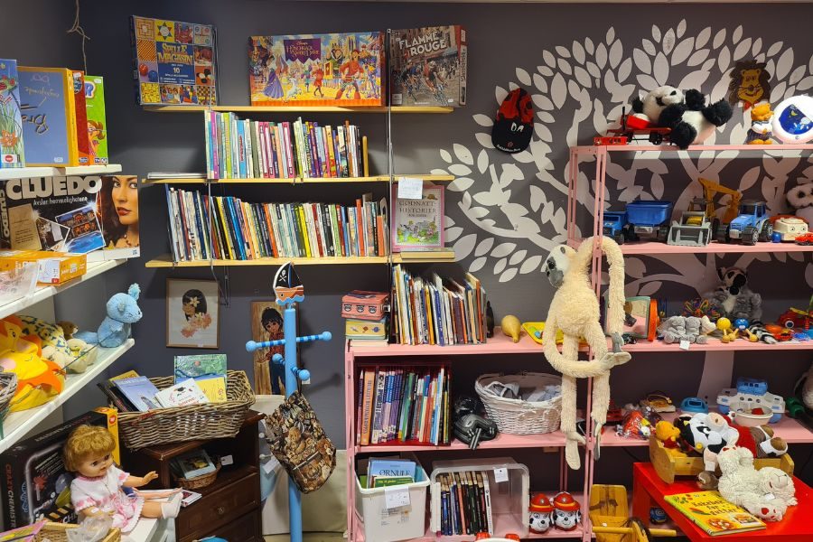 Barneleker hos Galleri Normisjon Bekkestua