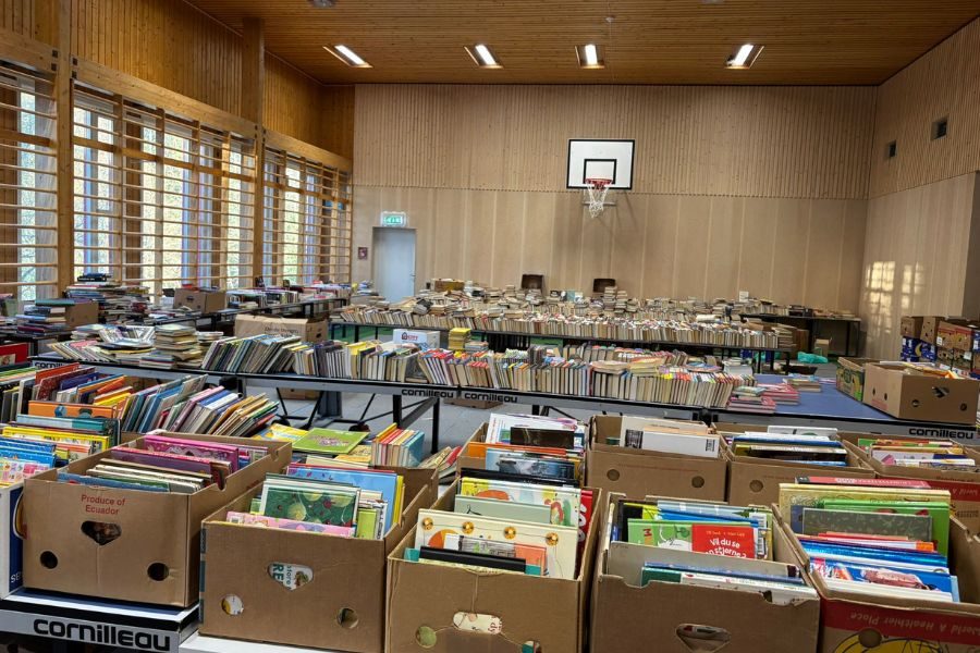 brukte bøker på loppemarked på ulsrud videregående skole