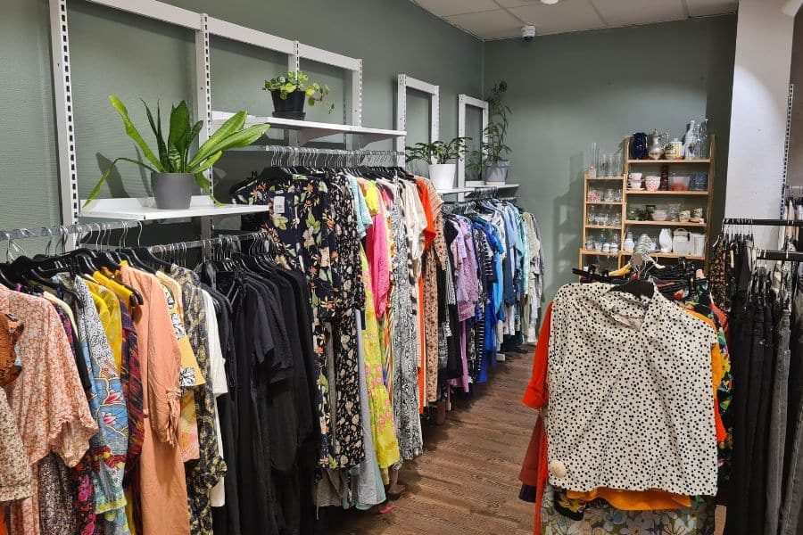 Dameavdeling hos Fretex Grønland