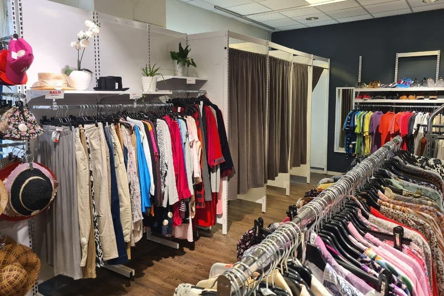 Herreavdelingen er stor og fin på Fretex Grønland