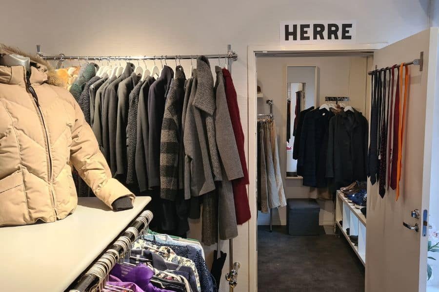 inngang til herreavdeling hos usato second hand på røa