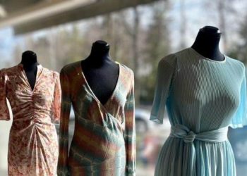 Flotte kjoler hos Usato Second Hand på Røa