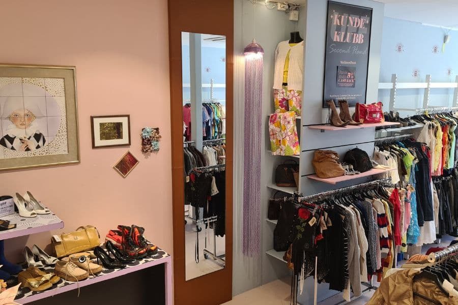 klær og accessoires hos uff majorstuen