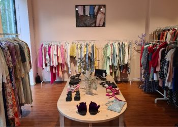 Dameklær og tilbehør hos Cirkulær i Universitetsgata