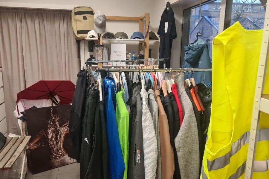 klær og ting hos helsfyr brukthandel