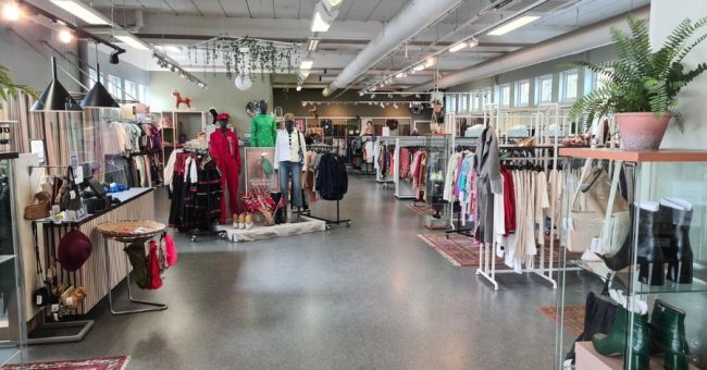 Stor klesavdeling på Fretex Alnabru