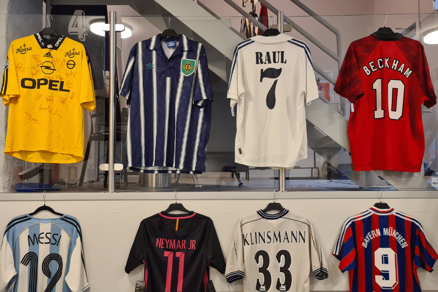 legendariske fotballdrakter hos the football idiots på grunerløkka