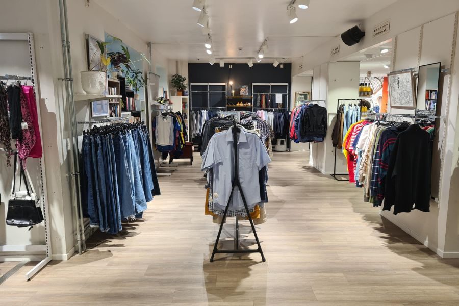 Dameavdelingen hos Fretex Majorstuen