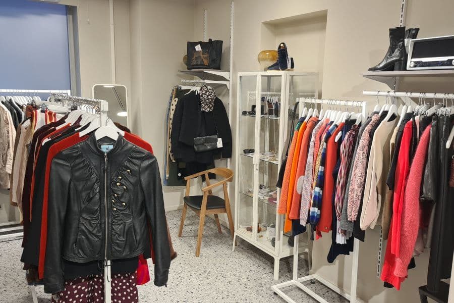 secondhand klær hos fretex kuratert