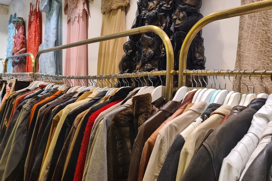 secondhand skjorter og jakker hos lé trend i Oslo