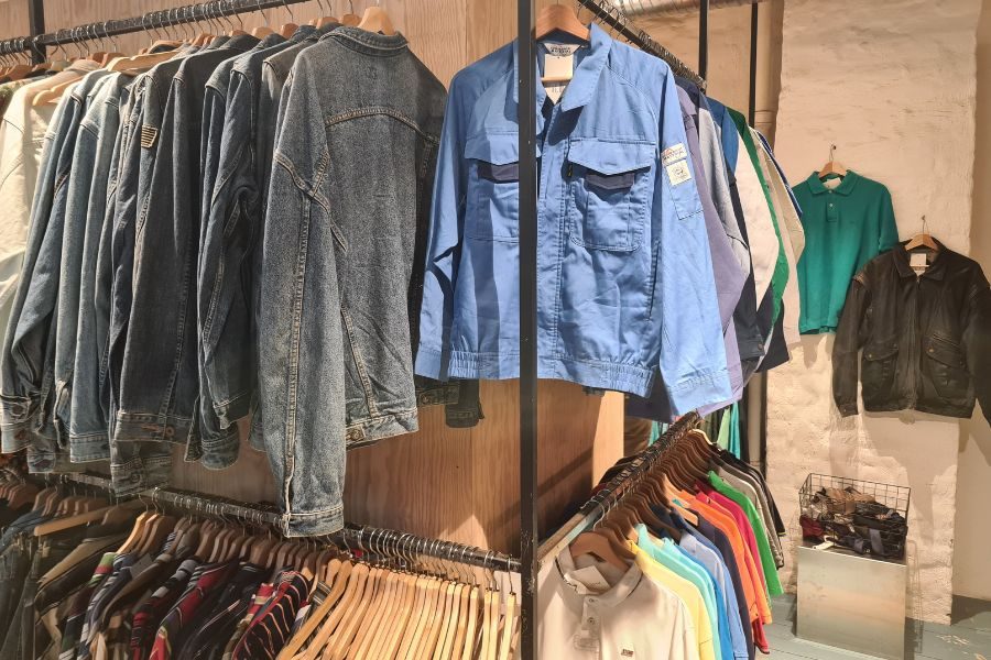 Stor utvalg secondhand og vintage hos Livid Oslo