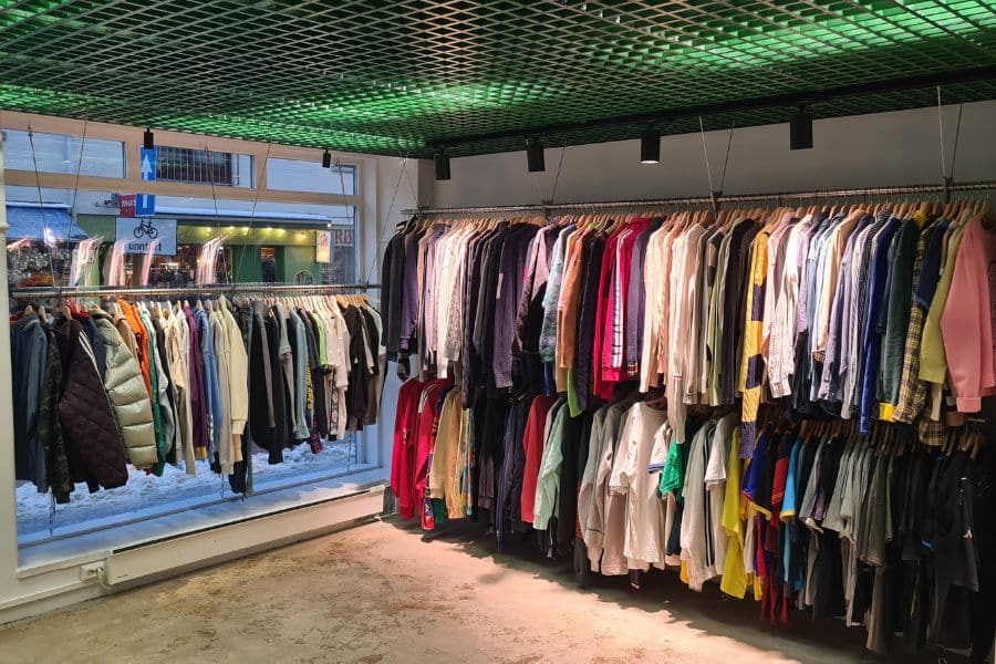 stort utvalg secondhand og vintage hos ditto løkka