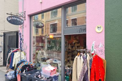 utenfor dukkehjem på grunerløkka