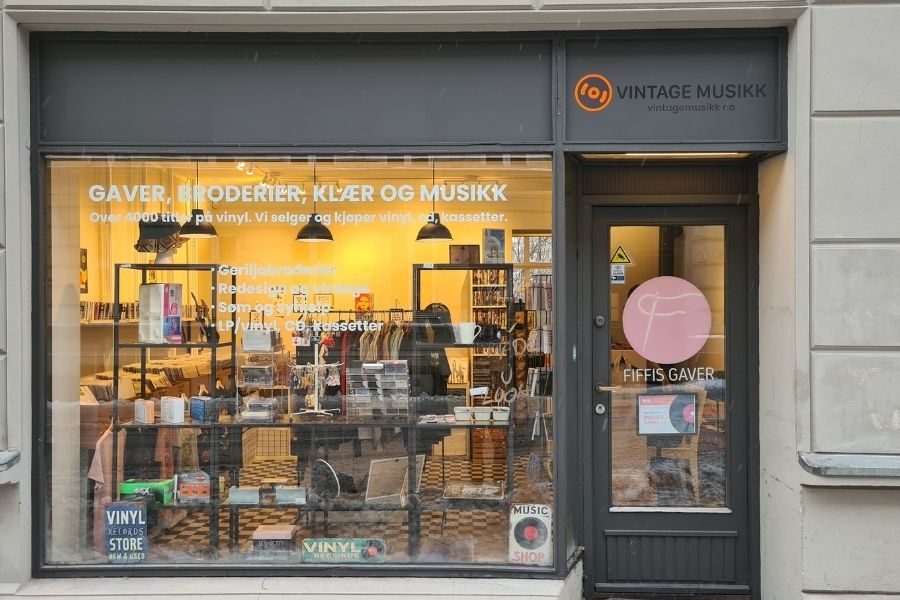 Fasaden utenfor Fiffis Gaver på Grunerløkka