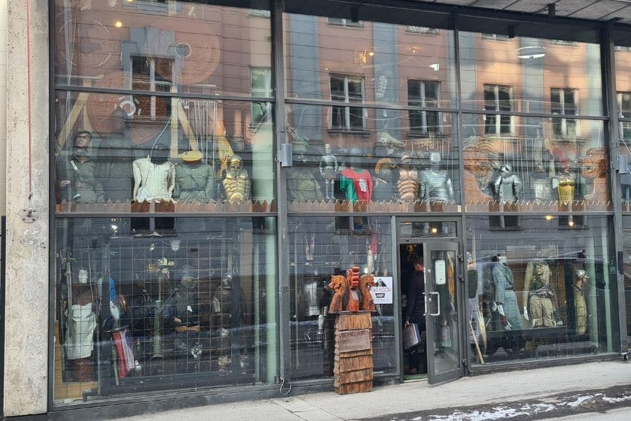 utenfor lokalene hos pentagon army på majorstuen