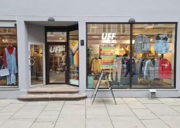 Utenfor lokalene til UFF Brugata