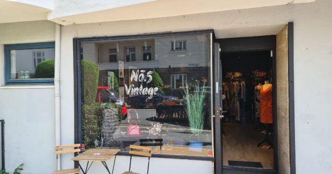 Utenfor lokalene til Nō.5 Vintage på Frogner