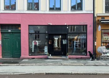 Utenfor lokalene tilPAST workshop by Livid påGrunerløkka