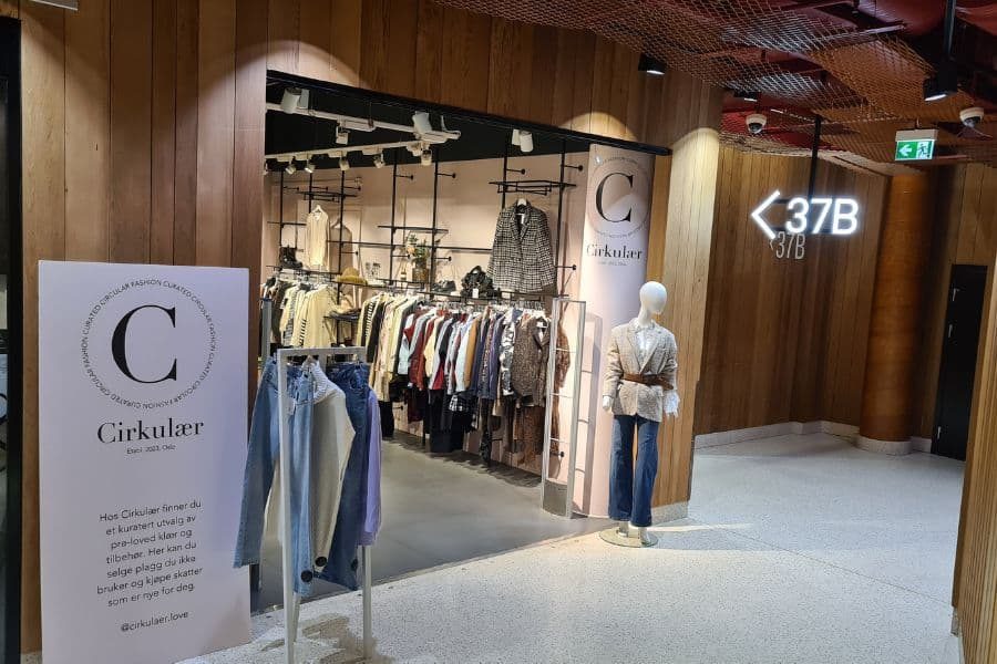 utenfor lokalene til cirkulær paleet