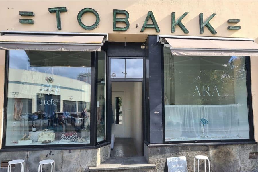 utenfor lokalene til flo atelier på bislett