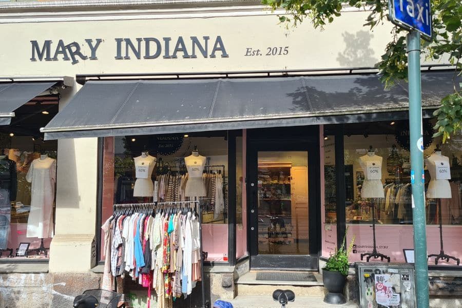 Utenfor lokalene til Mary Indiana på Torshov