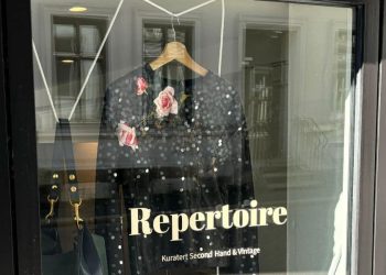 Utenfor lokalene til Repertoire