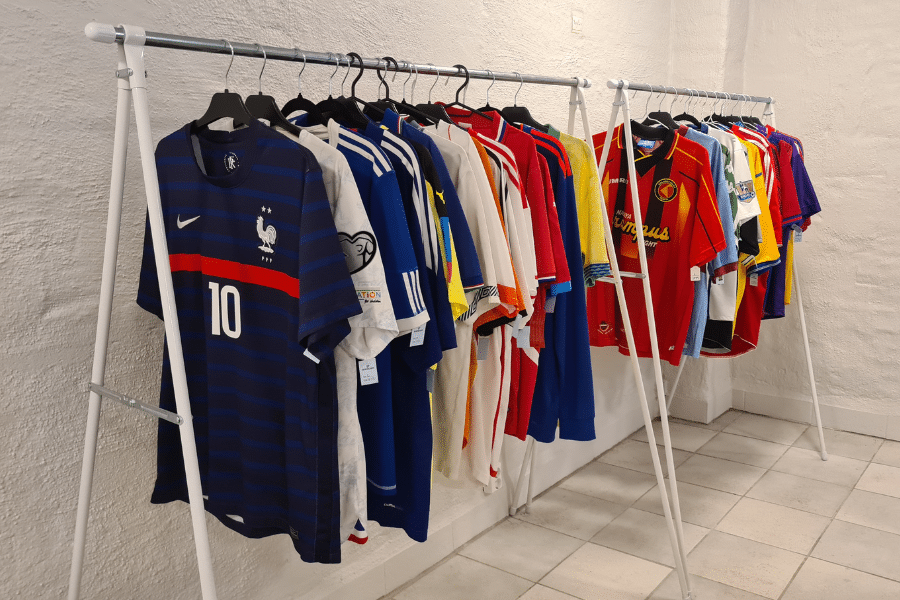 vintage landslagsdrakter hos the football idiots på grunerløkka